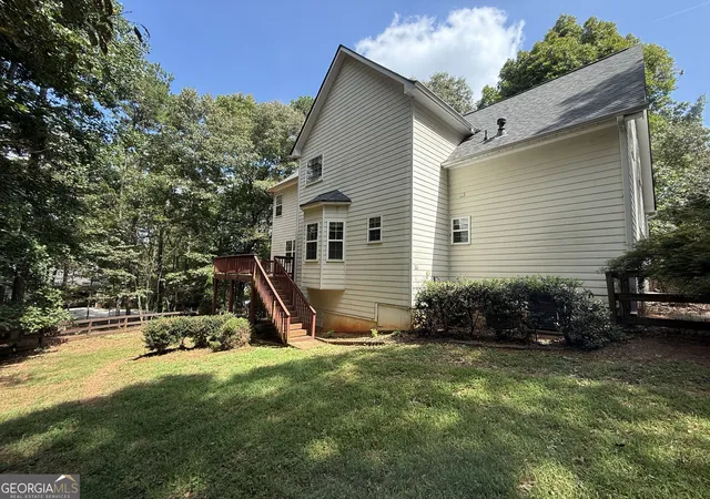 Photo 3 of Single family home for sale at 592 Crooked Crk Dr, Dahlonega, GA 30533 | MLS# 10843245 | Listing updated on 2026-09-10