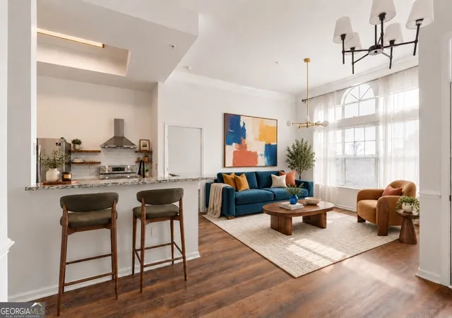 Listing Photo 1 - Condo for sale in building located at 2700 Pine Tree Rd Ne, Atlanta, GA 30324 - Unit #1317