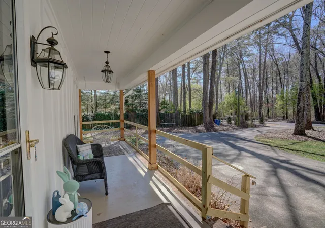 Photo 2 of Single family home for sale at 1 River Pl Dr SW, Rome, GA 30165 | MLS# 10850923 | Listing updated on 2026-10-09