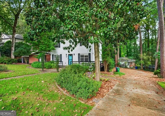 Photo 2 of Single family home for sale at 2447 E Osborne Rd Ne, Brookhaven, GA 30319 | MLS# 10838536 | Listing updated on 2026-09-02