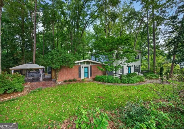 Photo 2 of Single family home for sale at 2447 E Osborne Rd NE, Brookhaven, GA 30319 | MLS# 10838536 | Listing updated on 2026-09-02