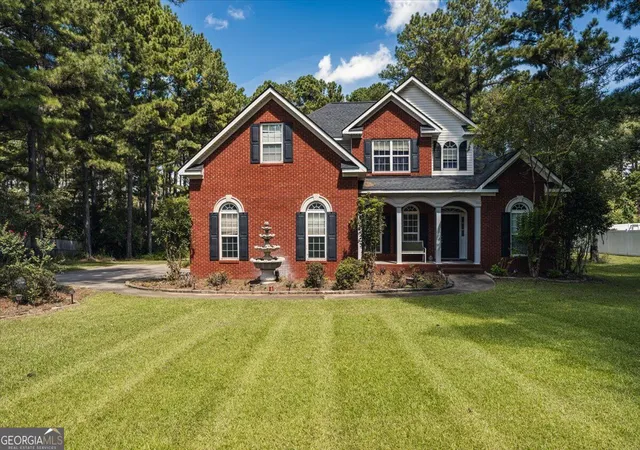 Photo 1 of Sale Pending at 136 Hidden Lakes Dr, Gray, GA 31032 | MLS# 10845021 | Listing updated on 2026-09-24