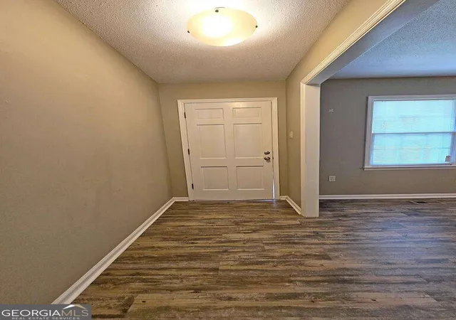 Photo 3 of Single family home for sale at 3860 Camellia Dr, Valdosta, GA 31605 | MLS# 10850780 | Listing updated on 2026-10-06