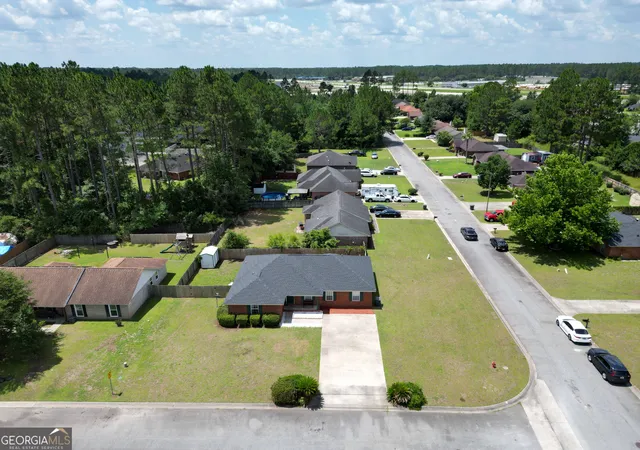 Photo 1 of Single family home for sale at 2201 Driftwood Ln, Hinesville, GA 31313 | MLS# 10875464 | Listing updated on 2026-10-28