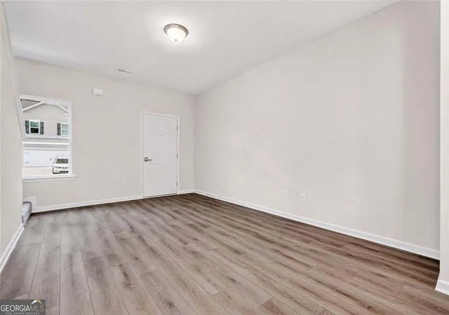 Photo 2 of Single family home for sale at 213 Rory Dr, Calhoun, GA 30701 | MLS# 10852453 | Listing updated on 2026-10-08
