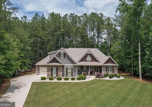 Photo 1 of Single family home for sale at 497 Oak Forest Dr, Dawsonville, GA 30534 | MLS# 10774738 | Listing updated on 2026-09-11
