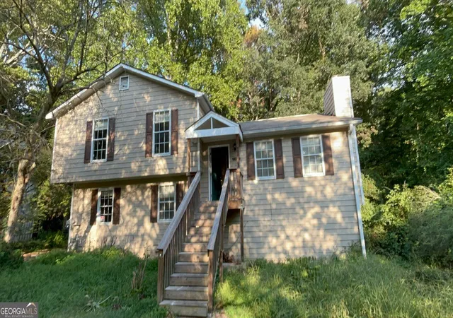 Photo 1 of Single family home for sale at 3221 Summer Wood Cir, Snellville, GA 30039 | MLS# 10842848 | Listing updated on 2026-10-08