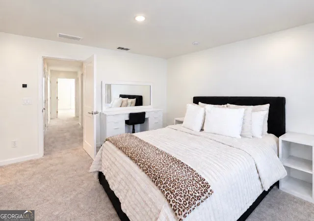 Photo 3 of Townhouse for sale at 518 Magnolia Cir, Palmetto, GA 30268 | MLS# 10847758 | Listing updated on 2026-10-02