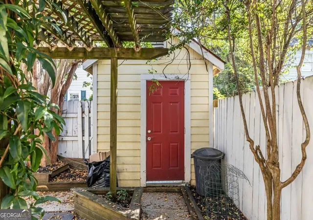 Photo 2 of Single family home for sale at 320 Glenwood Ave, Atlanta, GA 30312 | MLS# 10840065 | Listing updated on 2026-09-18