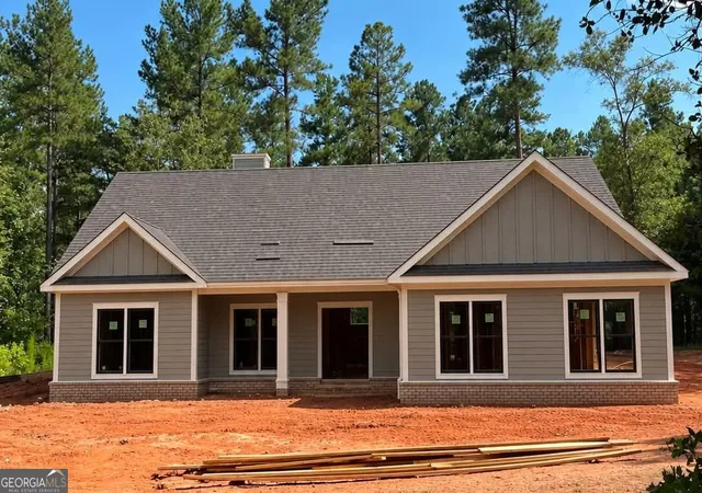Photo 1 of Single family home for sale at 1044 Hornets Brg Dr, Elberton, GA 30635 | MLS# 10849277 | Listing updated on 2026-10-02