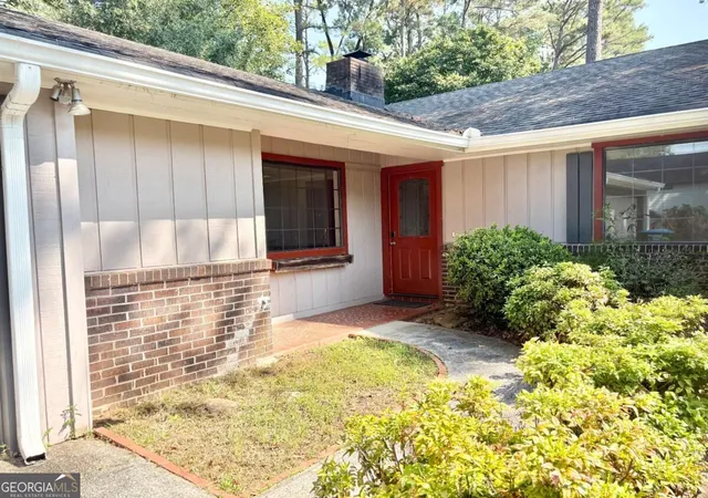 Photo 3 of Single family home for sale at 1398 Fairfield Dr SW, Lilburn, GA 30047 | MLS# 10840371 | Listing updated on 2026-09-18