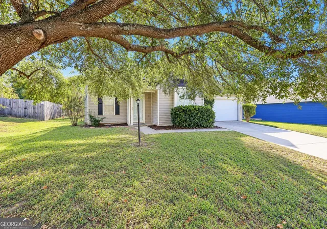 Photo 2 of Single family home for sale at 713 Gateway Dr, Bonaire, GA 31005 | MLS# 10880462 | Listing updated on 2026-10-28