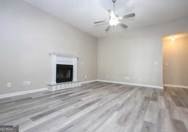 Photo 3 of Single family home for sale at 713 Gateway Dr, Bonaire, GA 31005 | MLS# 10880462 | Listing updated on 2026-10-28