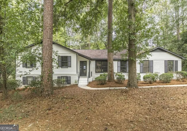 Photo 1 of Single family home for sale at 816 Wentworth Dr, Macon, GA 31210 | MLS# 10849684 | Listing updated on 2026-10-05