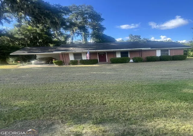 Photo 1 of Sale Pending at 912 Crispen Blvd, Brunswick, GA 31523 | MLS# 10838996 | Listing updated on 2026-09-04