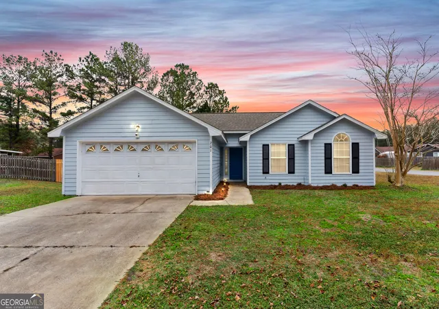 Photo 2 of Single family home for sale at 201 Foxwood Dr, Kingsland, GA 31548 | MLS# 10841099 | Listing updated on 2026-09-20