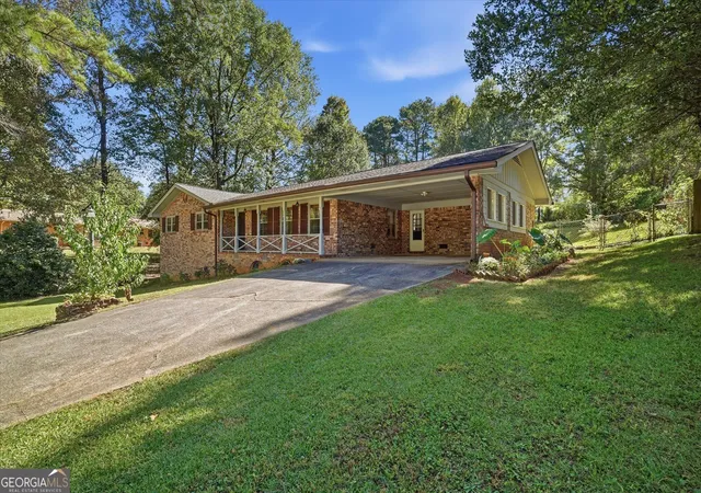 Photo 1 of Single family home for sale at 4824 Rosewood Dr SW, Lilburn, GA 30047 | MLS# 10880705 | Listing updated on 2026-10-29