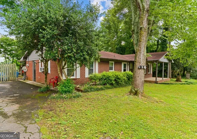 Photo 2 of Single family home for sale at 156 Nw Parker Rd, Calhoun, GA 30701 | MLS# 10846184 | Listing updated on 2026-09-30