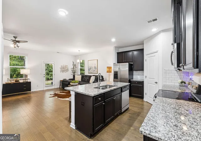 Photo 3 of Single family home for sale at 4446 Richmond Ct, Stone Mountain, GA 30083 | MLS# 10840638 | Listing updated on 2026-09-20