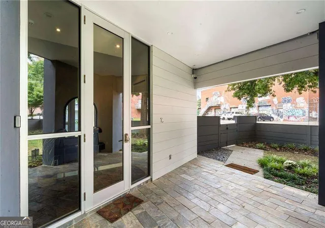 Photo 1 of Single family home for sale at 27 Cornelia St SE, Atlanta, GA 30312 | MLS# 10872430 | Listing updated on 2026-10-28