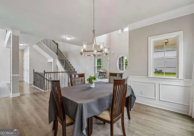 Photo 3 of Single family home for sale at 129 Edinburgh Dr, Canton, GA 30115 | MLS# 10852130 | Listing updated on 2026-09-24
