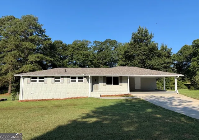 Photo 1 of Single family home for sale at 65 W Meadowcliff Cir, Carrollton, GA 30116 | MLS# 10838533 | Listing updated on 2026-09-16