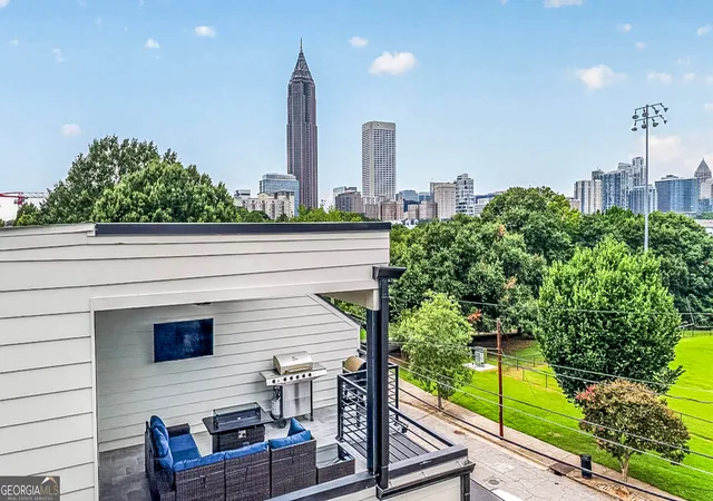 Photo 1 of Townhouse for sale at 337 Pine St Ne #B, Atlanta, GA 30308 | MLS# 10824266 | Listing updated on 2026-09-12
