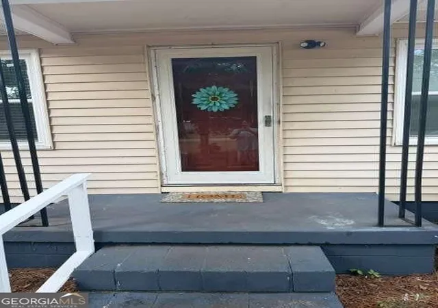 Photo 3 of Single family home for sale at 99 Hill Ln, Sandersville, GA 31082 | MLS# 10850492 | Listing updated on 2026-10-10