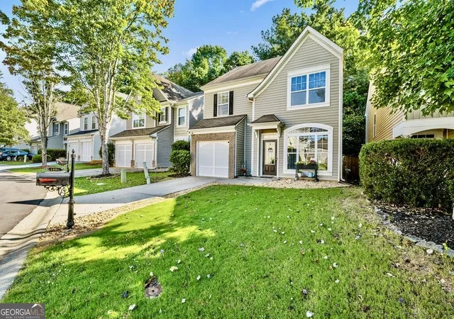 Photo 3 of Single family home for sale at 100 Oleander Way, Canton, GA 30114 | MLS# 10841660 | Listing updated on 2026-10-07