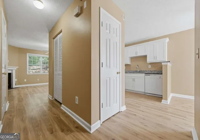 Photo 3 of Townhouse for sale at 7253 Crestside Dr, Austell, GA 30168 | MLS# 10879238 | Listing updated on 2026-10-26