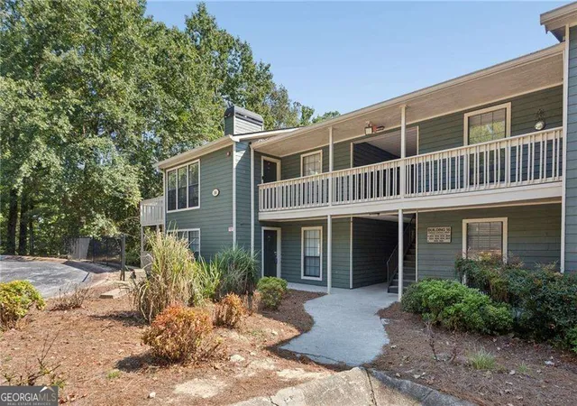 Condo for sale at 2832 Vinings Central Dr SE #143, Atlanta, GA 30339 | MLS# 10843628