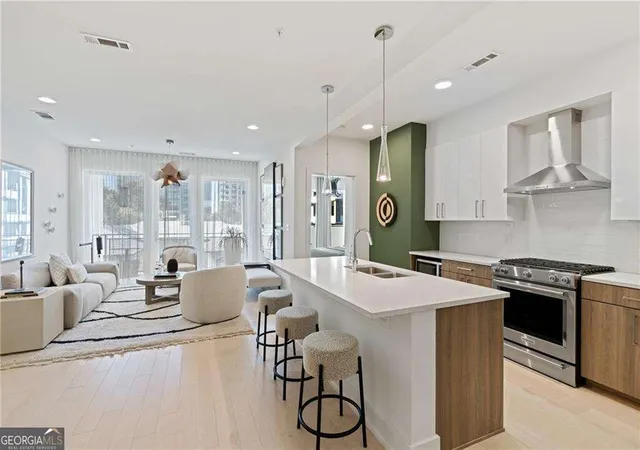 Photo 2 of Condo for sale at 775 Juniper St NE #315, Atlanta, GA 30308 | MLS# 10842044 | Listing updated on 2026-09-10