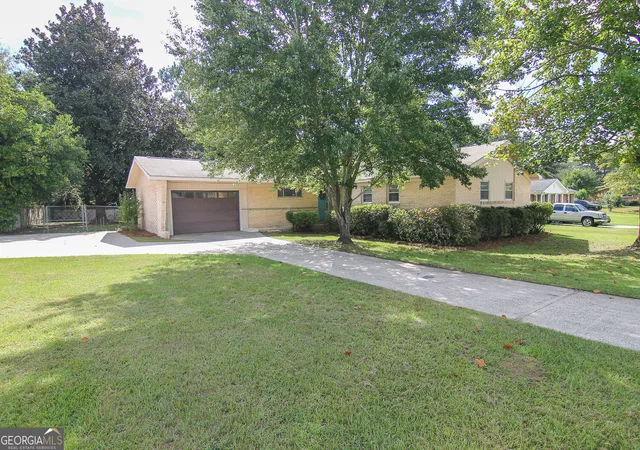 Photo 1 of Single family home for sale at 416 Knodishall Dr, Warner Robins, GA 31093 | MLS# 10845247 | Listing updated on 2026-09-24