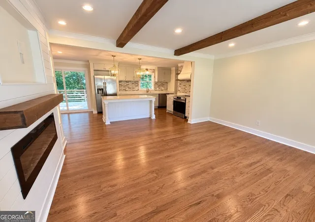 Photo 2 of Single family home for sale at 6356 Fitzgerald Ln, Austell, GA 30168 | MLS# 10816167 | Listing updated on 2026-10-07