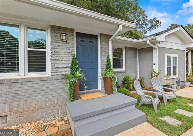 Photo 3 of Single family home for sale at 1808 Flintwood Dr SE, Atlanta, GA 30316 | MLS# 10843138 | Listing updated on 2026-09-11