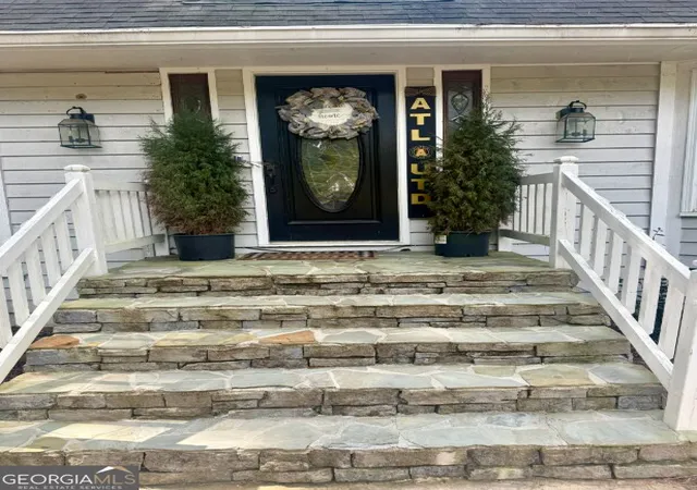 Photo 2 of Single family home for sale at 307 Longer Dr, Peachtree City, GA 30269 | MLS# 10846510 | Listing updated on 2026-10-08