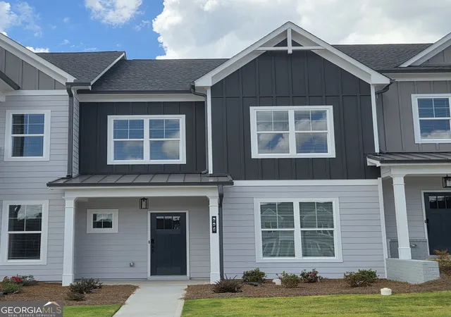 Townhouse for sale at 206 Grand Highlands Ct, Winder, GA 30680 | MLS# 10796248