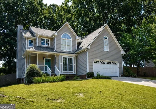 Photo 3 of Single family home for sale at 136 Springcrest Trl, Lawrenceville, GA 30046 | MLS# 10840316 | Listing updated on 2026-09-18