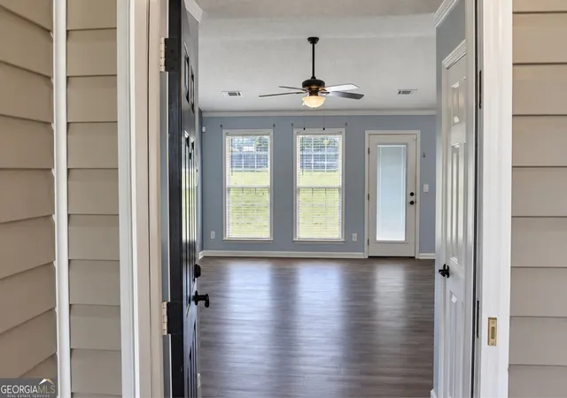 Photo 4 of Single family home for sale at 485 Raymond Dr, Winder, GA 30680 | MLS# 10846679 | Listing updated on 2026-09-30