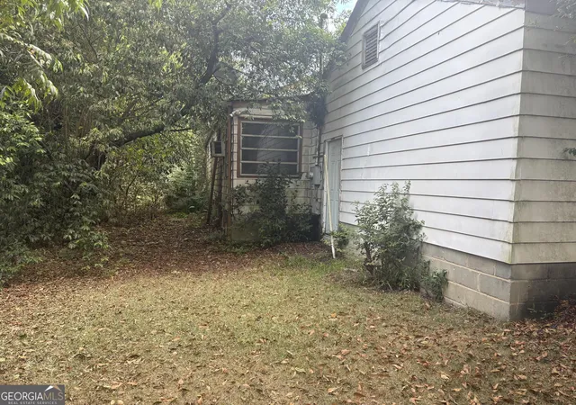 Photo 3 of Single family home for sale at 3911 Guyton St, Macon, GA 31206 | MLS# 10879630 | Listing updated on 2026-10-27