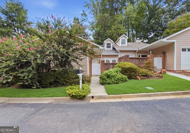 Photo 1 of Townhouse for sale at 2958 Crosswycke Forest Dr Ne, Brookhaven, GA 30319 | MLS# 10851653 | Listing updated on 2026-09-24