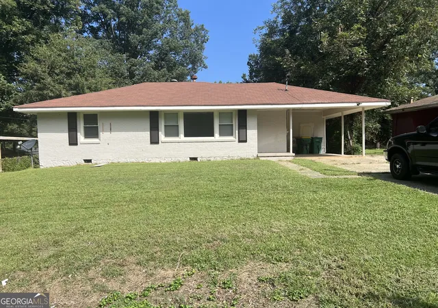 Photo 2 of Single family home for sale at 784 Springvalley Dr, Forest Park, GA 30297 | MLS# 10644252 | Listing updated on 2026-09-17