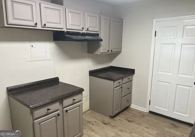 Photo 3 of Single family home for sale at 784 Springvalley Dr, Forest Park, GA 30297 | MLS# 10644252 | Listing updated on 2026-09-17