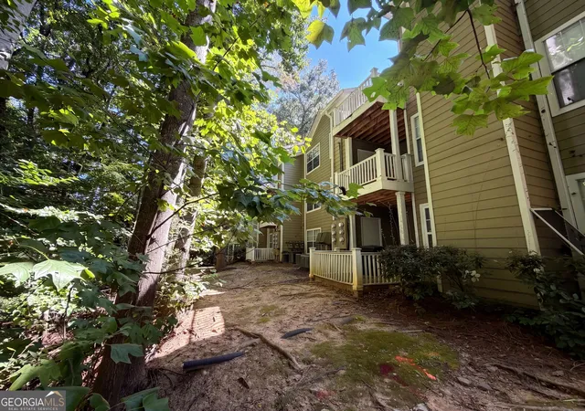 Listing Photo 5 - Condo for sale in building located at 2090 River Hts Walk SE, Marietta, GA 30067