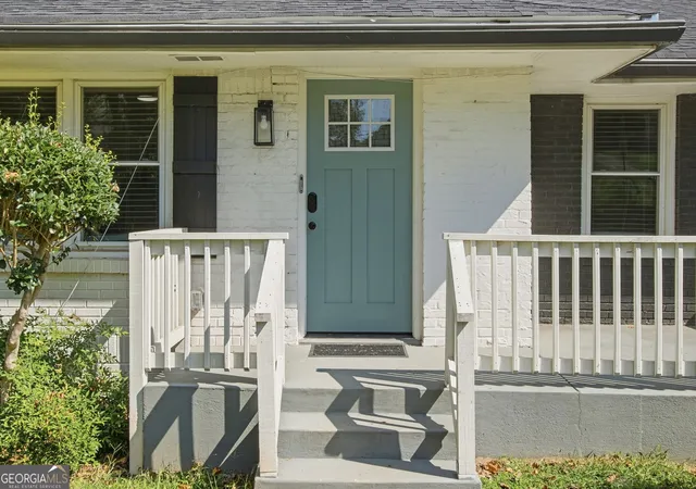 Photo 3 of Single family home for sale at 1778 Vicki Ln Se, Atlanta, GA 30316 | MLS# 10846867 | Listing updated on 2026-09-30