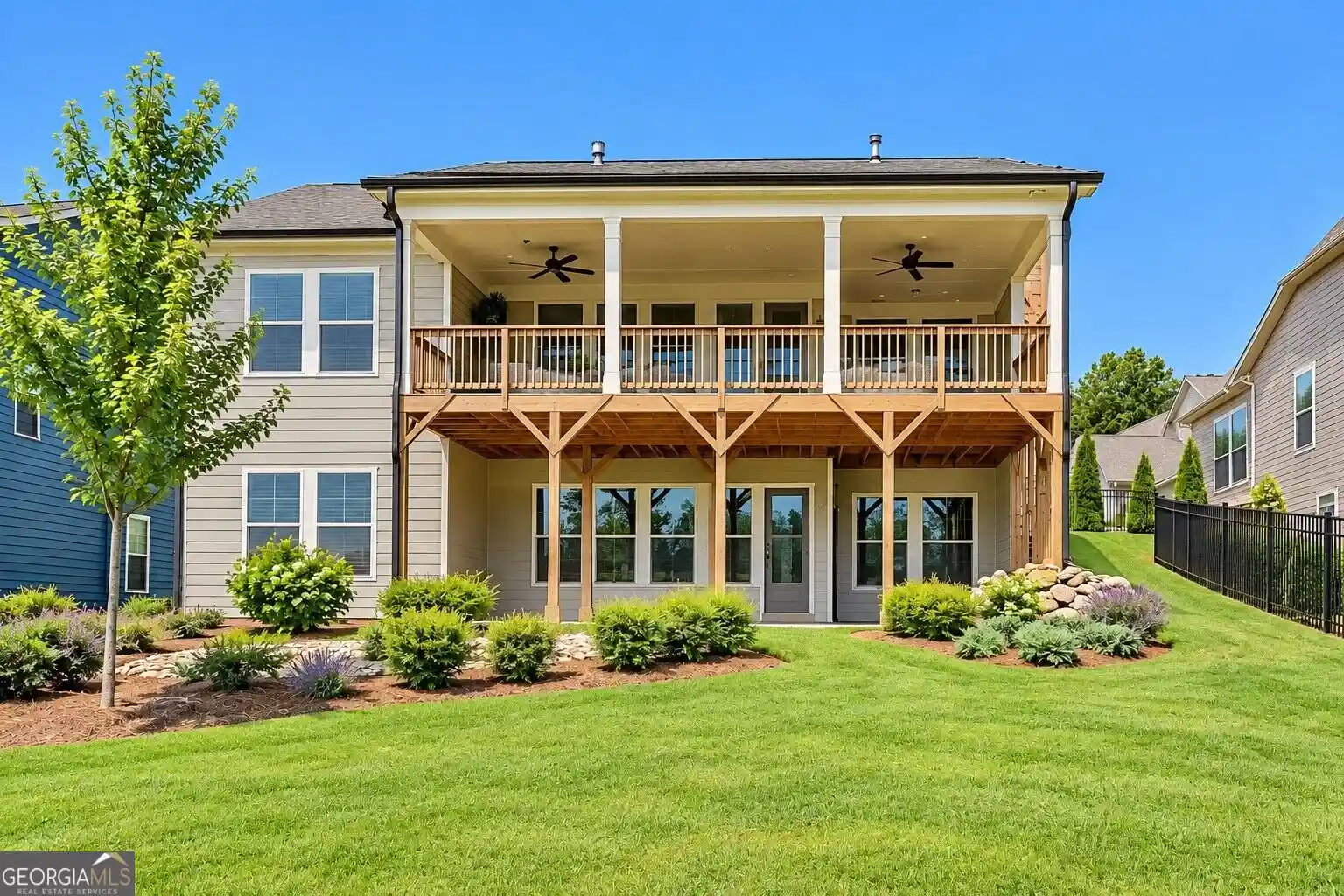 Photo 2 of Single family home for sale at 419 Ontario Ln, Hoschton, GA 30548 | MLS# 10875949 | Listing updated on 2026-10-30