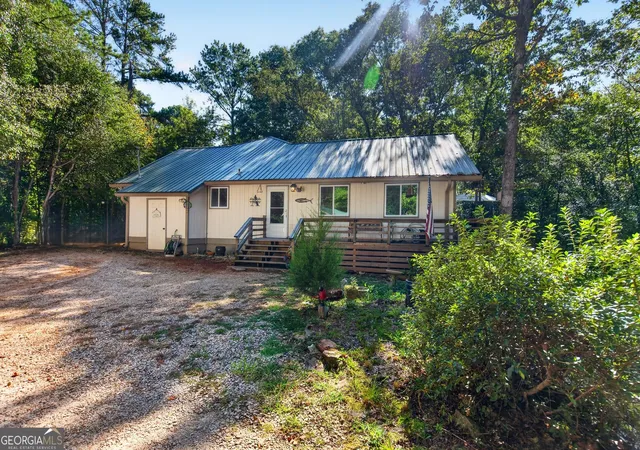 Photo 1 of Single family home for sale at 1942 Salem Rd, Lagrange, GA 30241 | MLS# 10841783 | Listing updated on 2026-09-23
