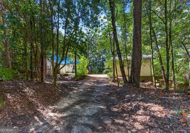 Photo 2 of Single family home for sale at 1942 Salem Rd, Lagrange, GA 30241 | MLS# 10841783 | Listing updated on 2026-09-23