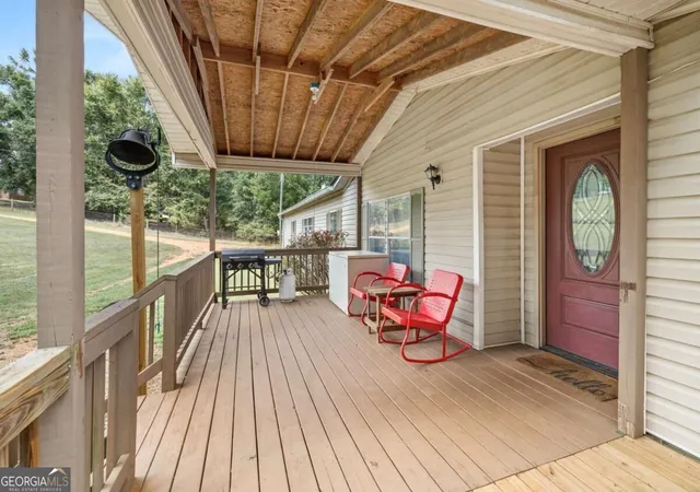 Photo 3 of Manufactured home for sale at 4597 Highway 334, Commerce, GA 30530 | MLS# 10849424 | Listing updated on 2026-10-02