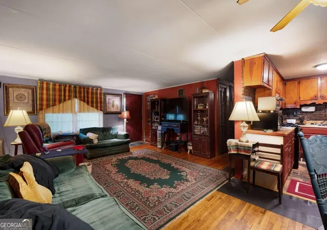 Photo 3 of Single family home for sale at 1039 Worley Dr, Marietta, GA 30066 | MLS# 10842505 | Listing updated on 2026-09-28